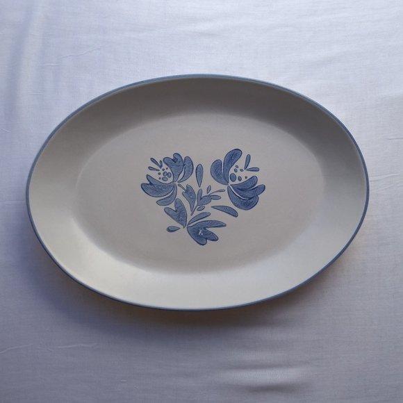Vintage Pfaltzgraff Yorktowne 16" Serving Platter - Picture 1 of 8